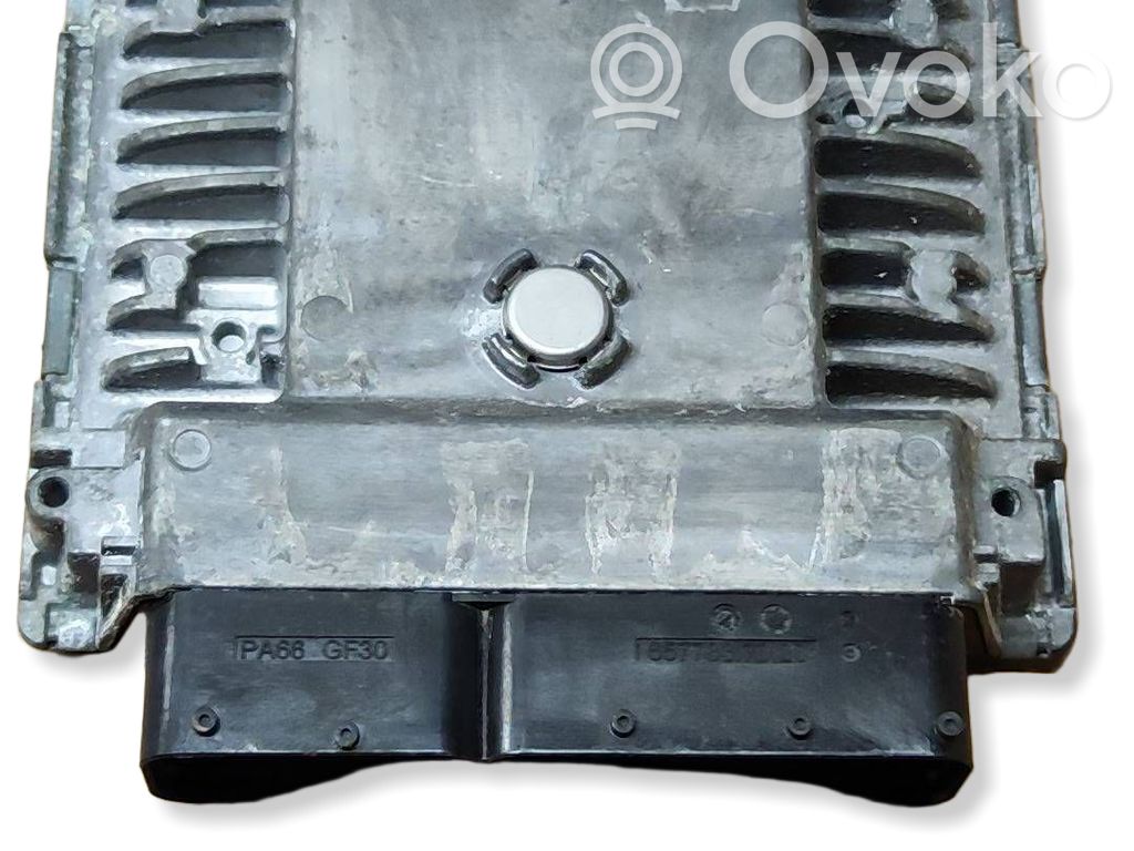 Skoda Roomster (5J) Engine control unit/module 