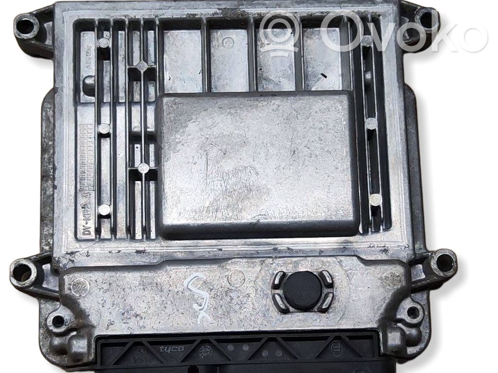 Unidad de control/módulo del motor   1037386478,391102B500,1039S20367