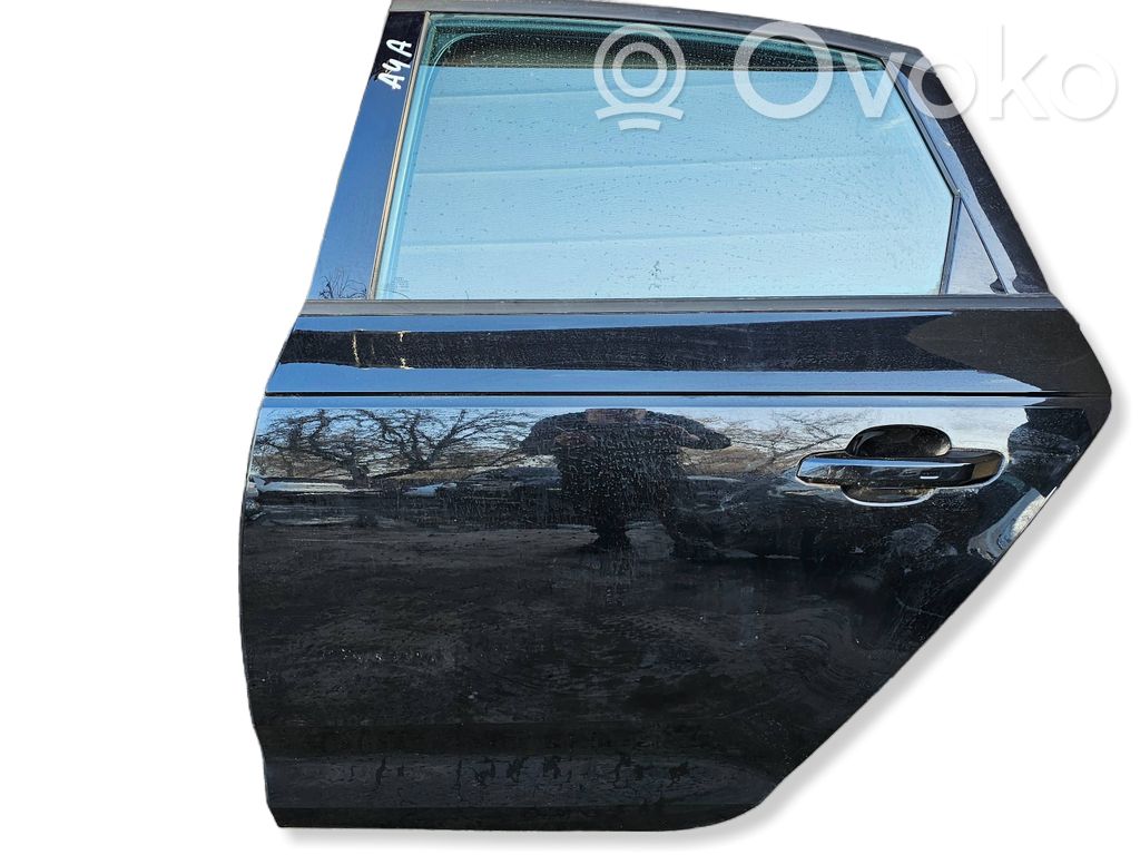 Puerta trasera   LY9T