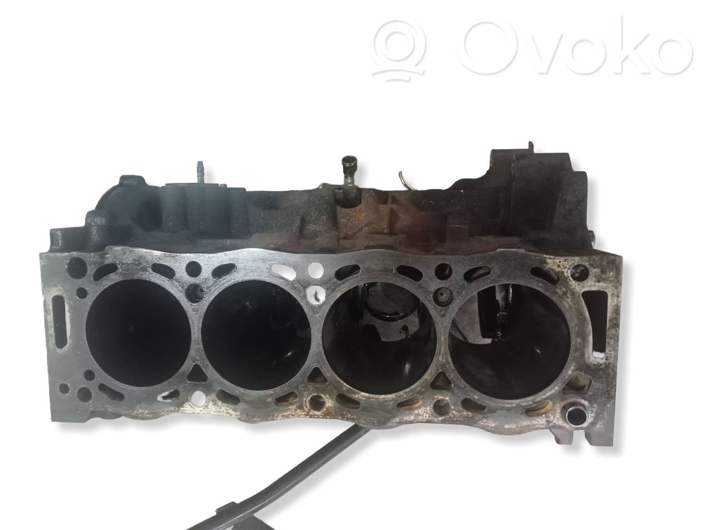Peugeot 3008 I Engine block 