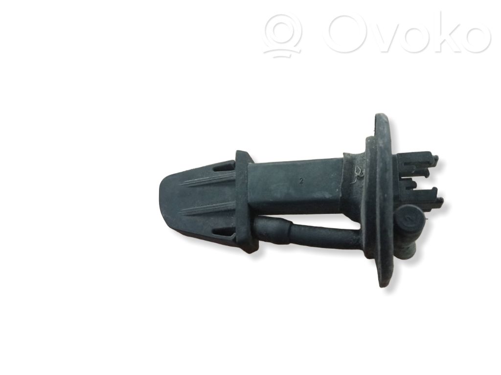 Volkswagen Transporter - Caravelle T4 Windshield washer spray nozzle 