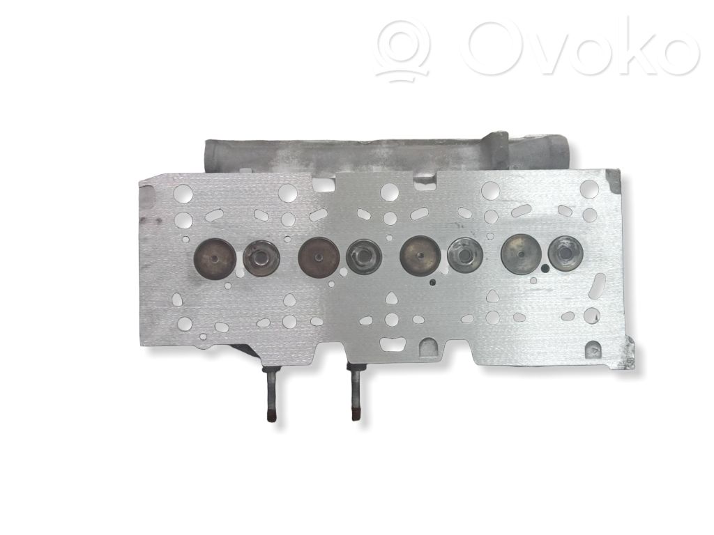 Renault Clio II Engine head 