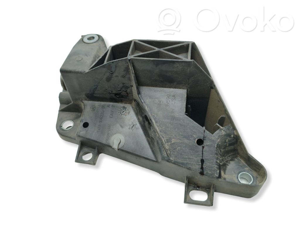 Chrysler Pacifica Radiator mount bracket 