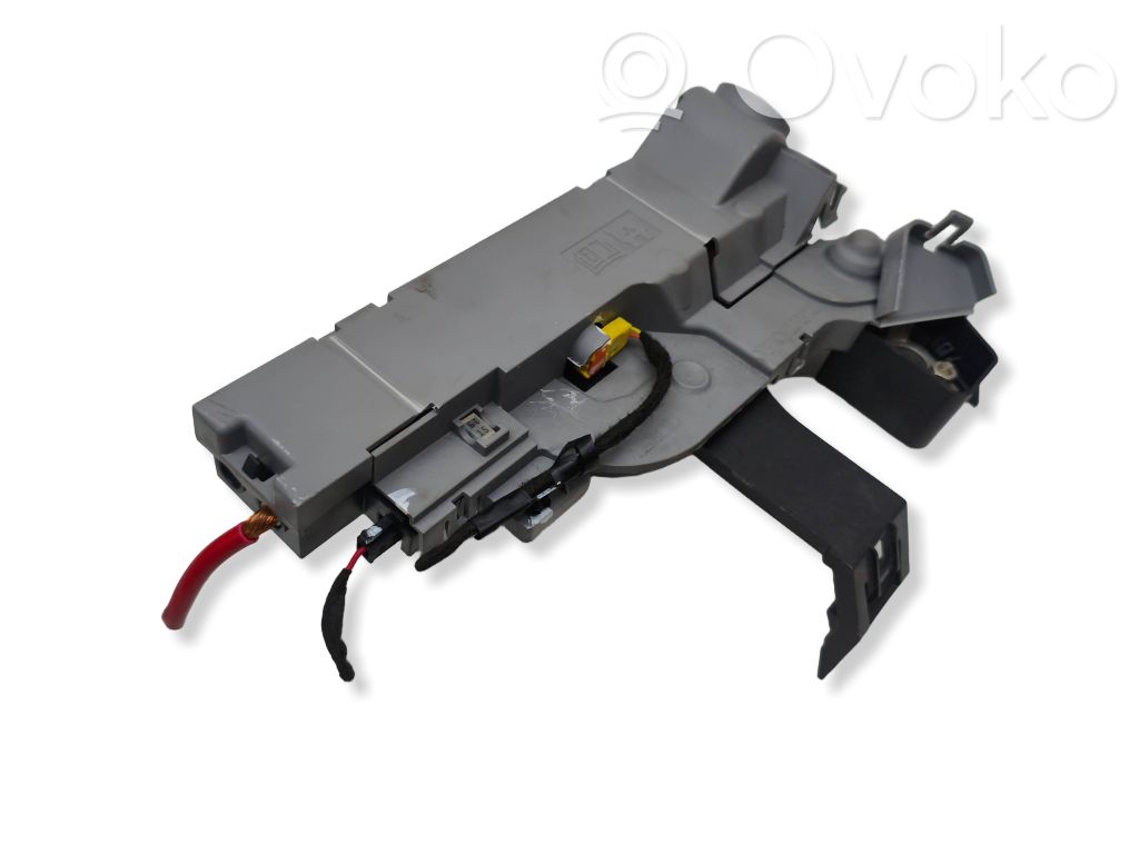 Volvo S60 Fuse module 