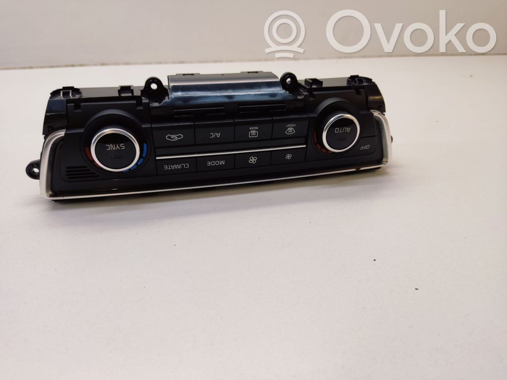 KIA Optima Climate control unit 
