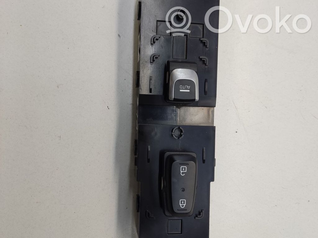 KIA Optima Electric window control switch 