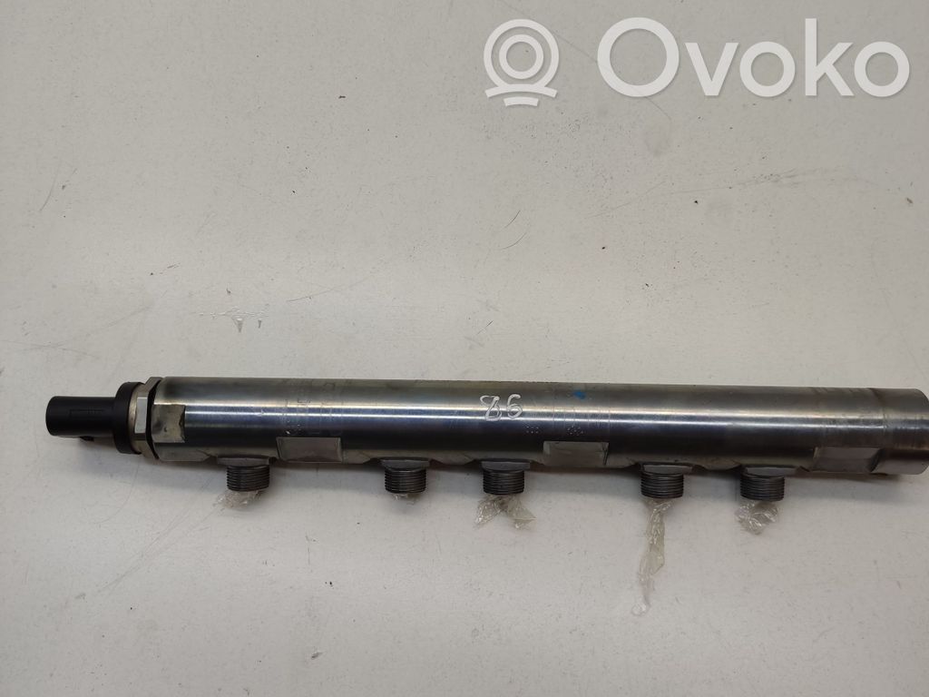Mini Cooper Countryman R60 Fuel main line pipe 