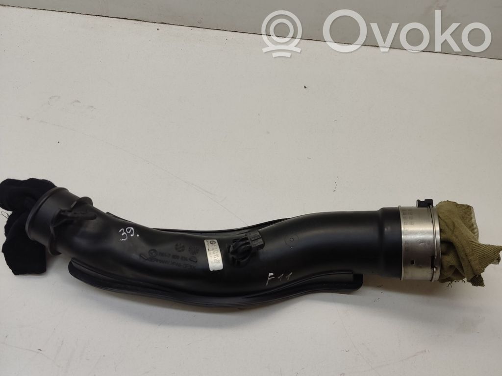 BMW 5 F10 F11 Intercooler hose/pipe 