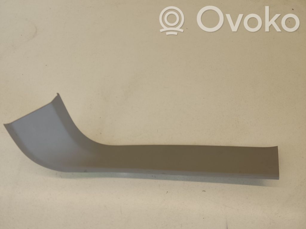 BMW 3 E90 E91 Tailgate/trunk side cover trim 