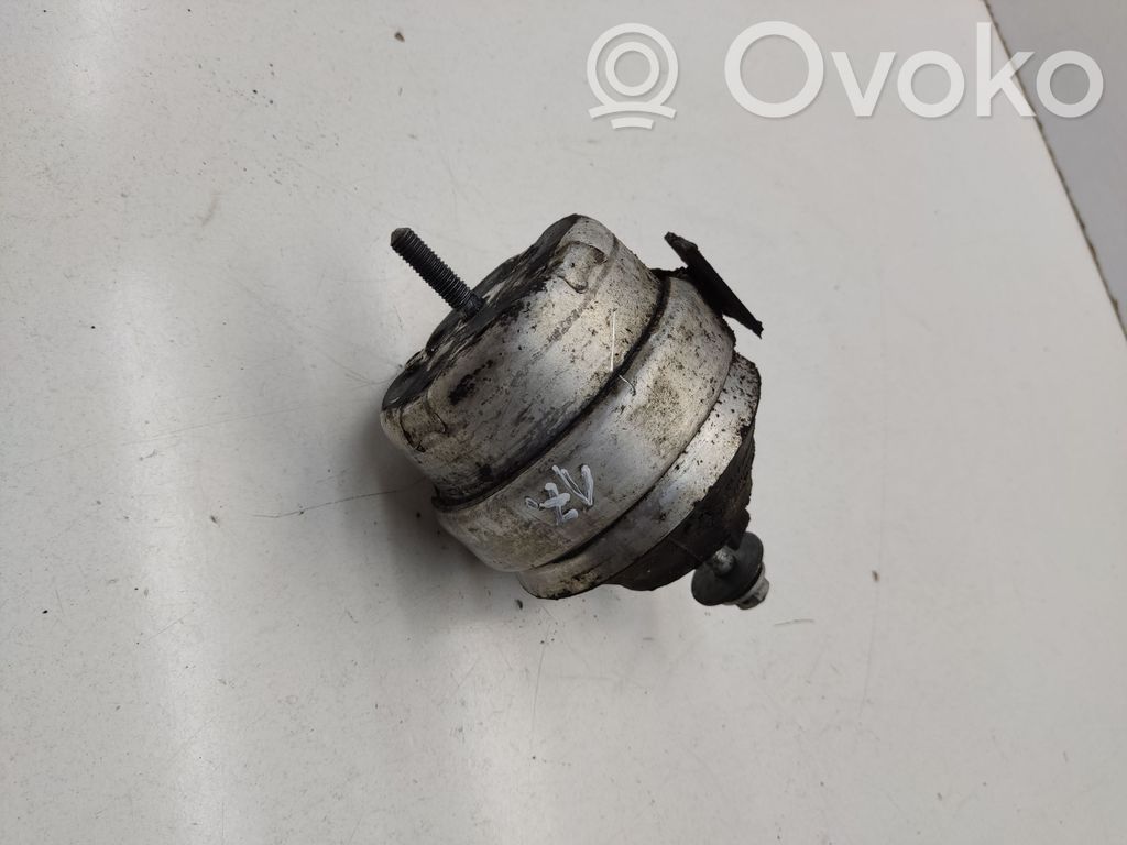 Audi A6 Allroad C5 Engine mount bracket 