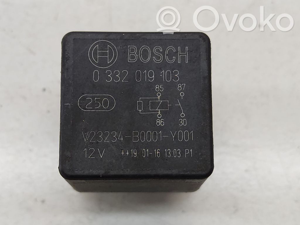 Audi A6 Allroad C5 Sonstige Relais 