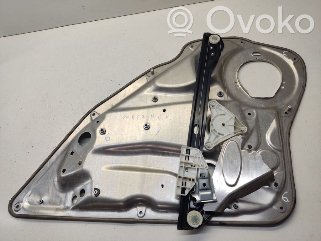 Mercedes-Benz C W204 Mechanizm podnoszenia szyby tylnej bez silnika 