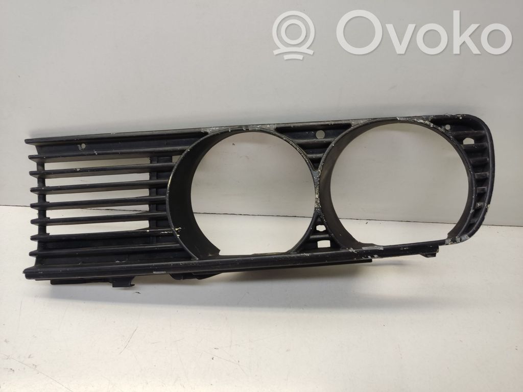 BMW 3 E30 Under headlight/headlamp trim 