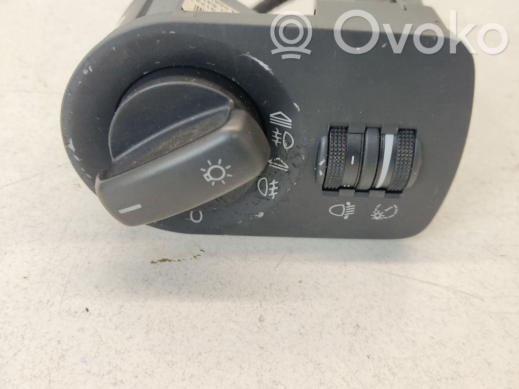Audi A3 S3 8P Light switch 