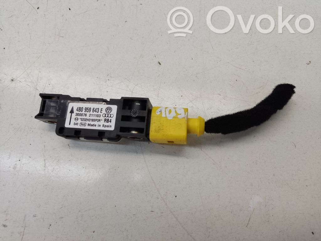 Audi A3 S3 8P Czujnik uderzenia Airbag 