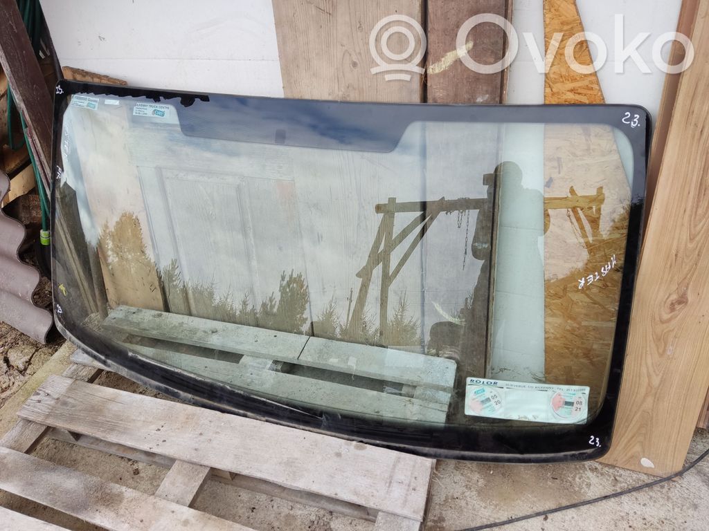Renault Master II Front windscreen/windshield window 