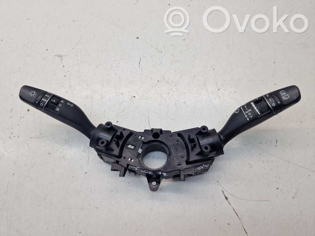 Hyundai Tucson TL Wiper turn signal indicator stalk/switch 