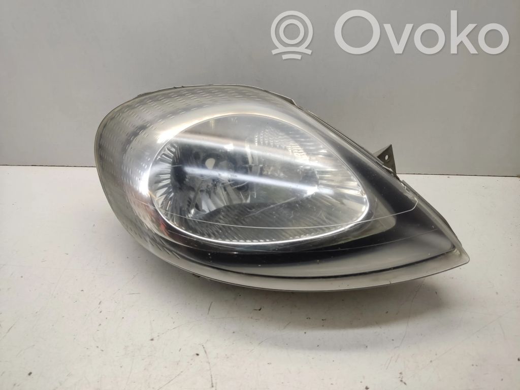 Renault Trafic II (X83) Lampa przednia 