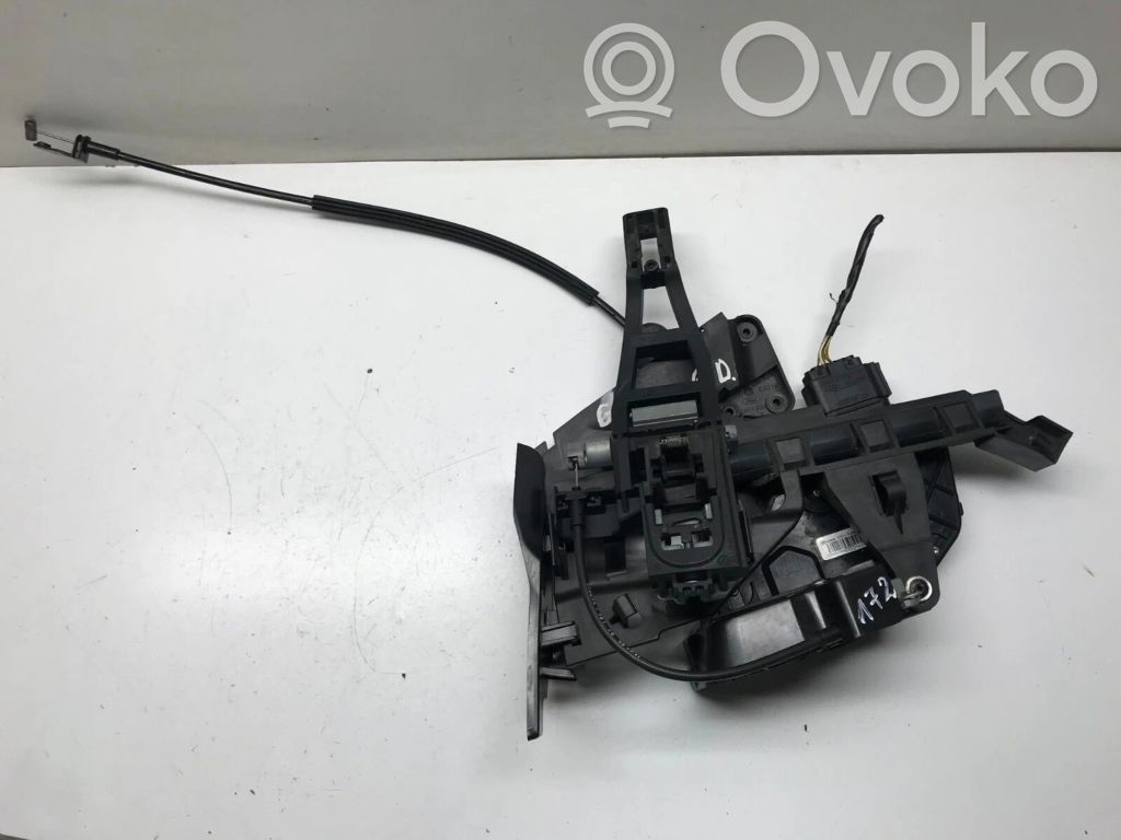 Ford C-MAX I Cerradura de puerta trasera 