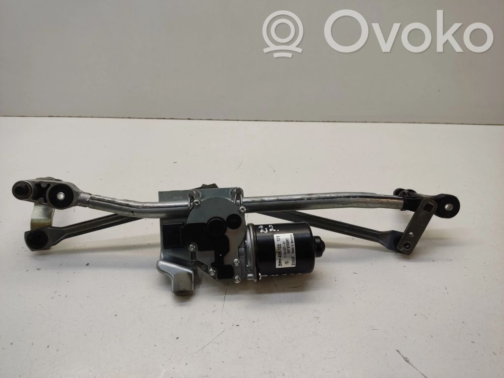 BMW 1 E81 E87 Front wiper linkage and motor 