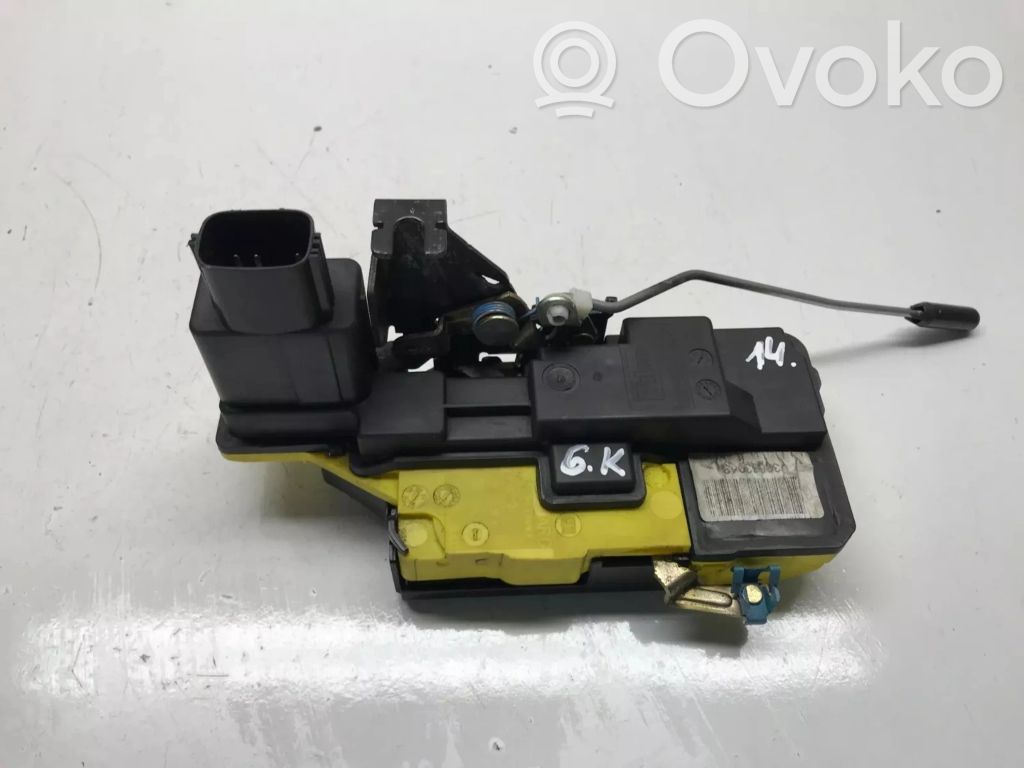 Volvo S80 Aizmugurē slēdzene 