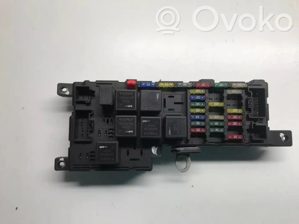 Módulo de fusible   30728008,518828108
