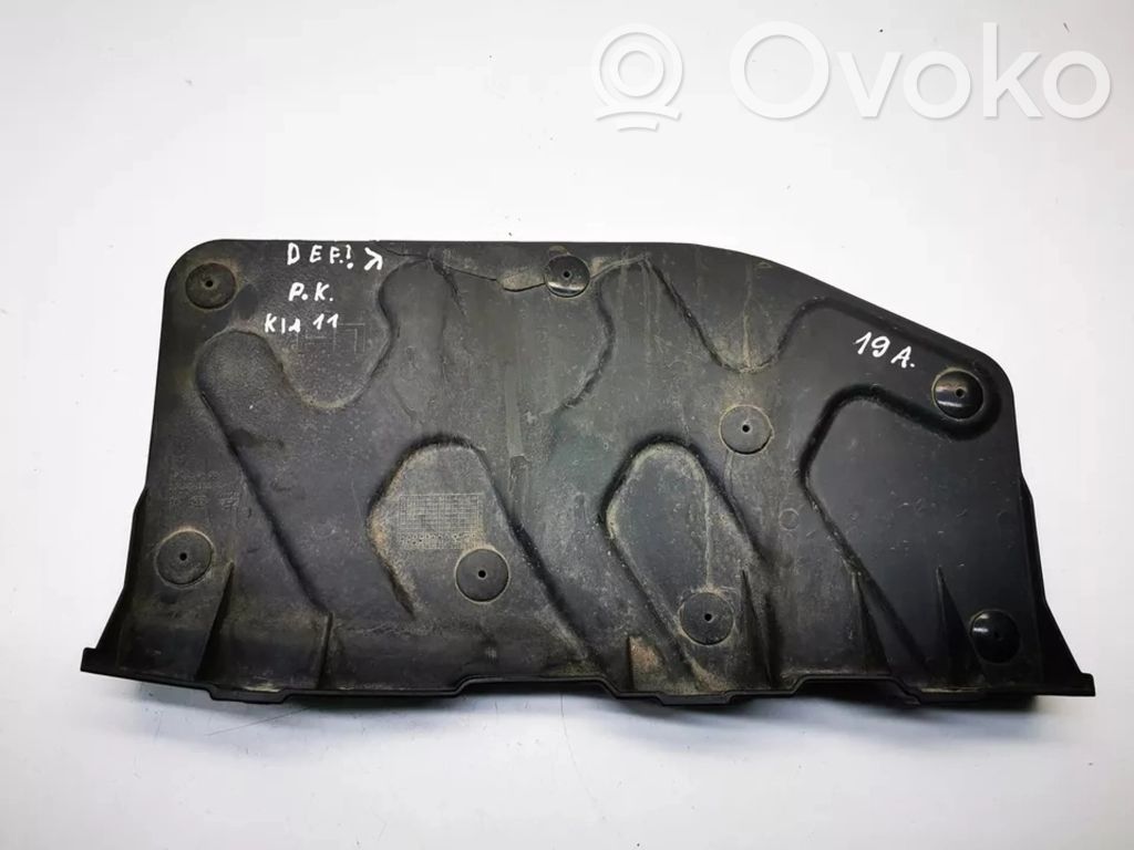 KIA Sportage Engine splash shield/under tray 
