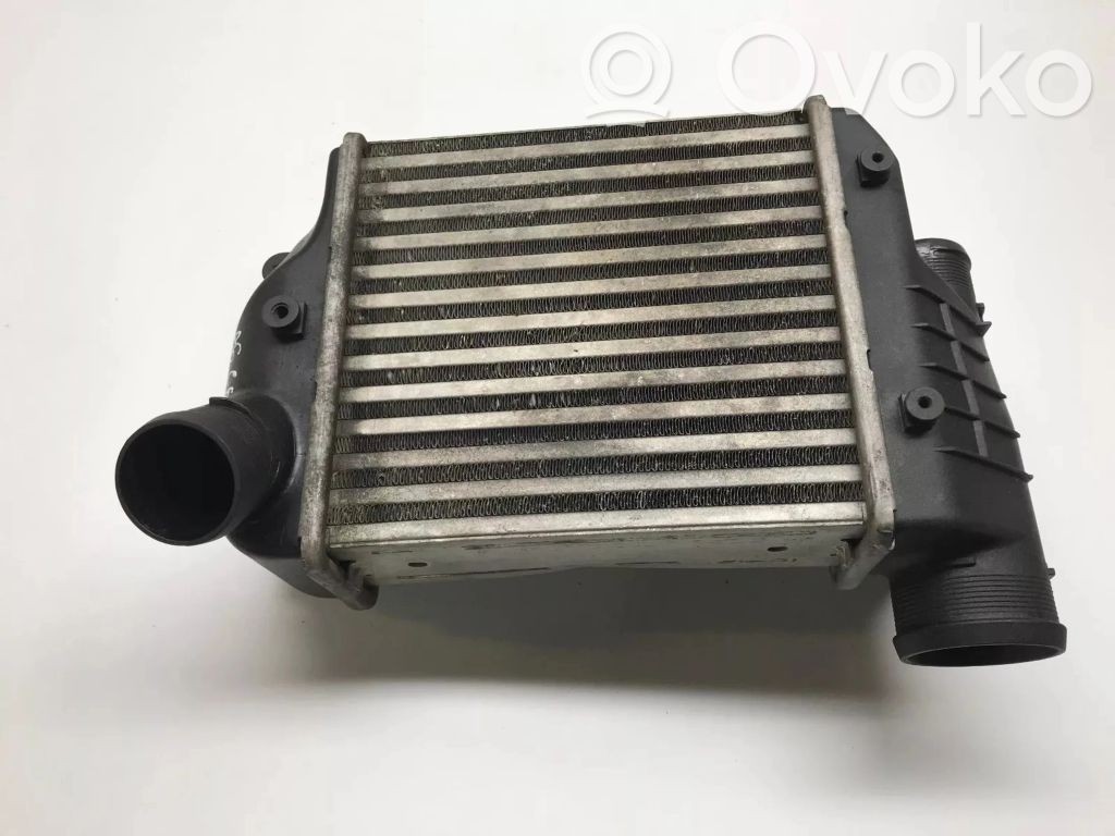Audi A6 S6 C6 4F Interkūlerio radiatorius 