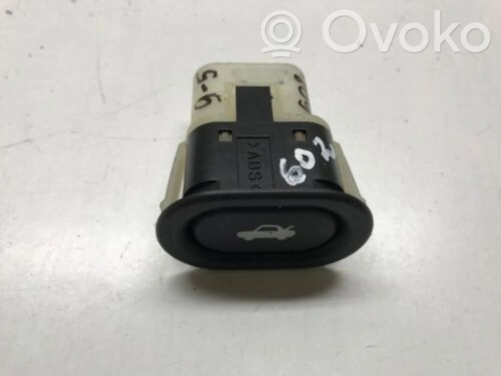 Tailgate opening switch   4733457