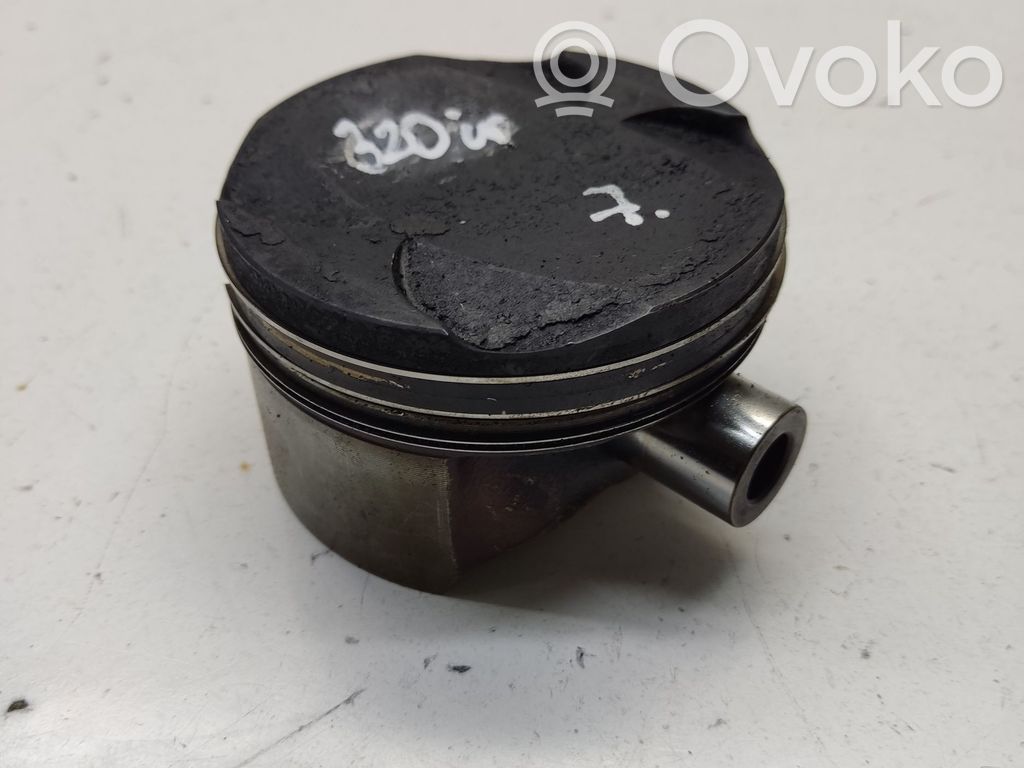 BMW 3 E90 E91 Piston 
