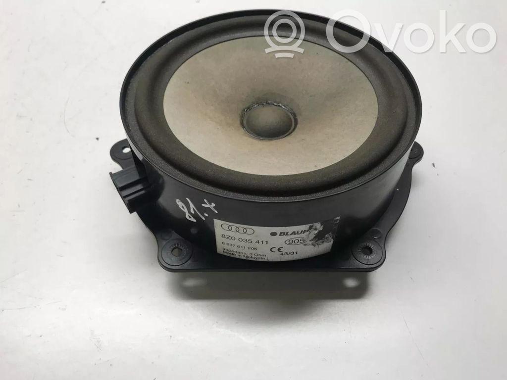Audi A2 Front door speaker 