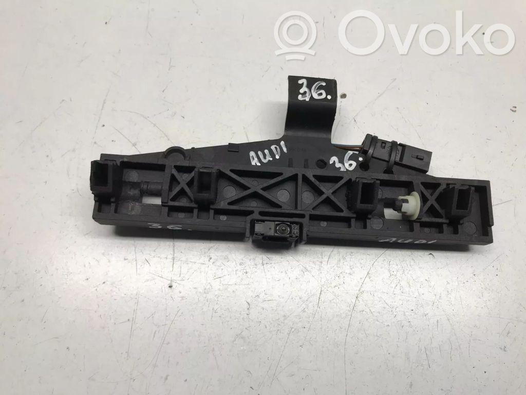 Audi A4 S4 B6 8E 8H Tailgate/trunk/boot exterior handle 