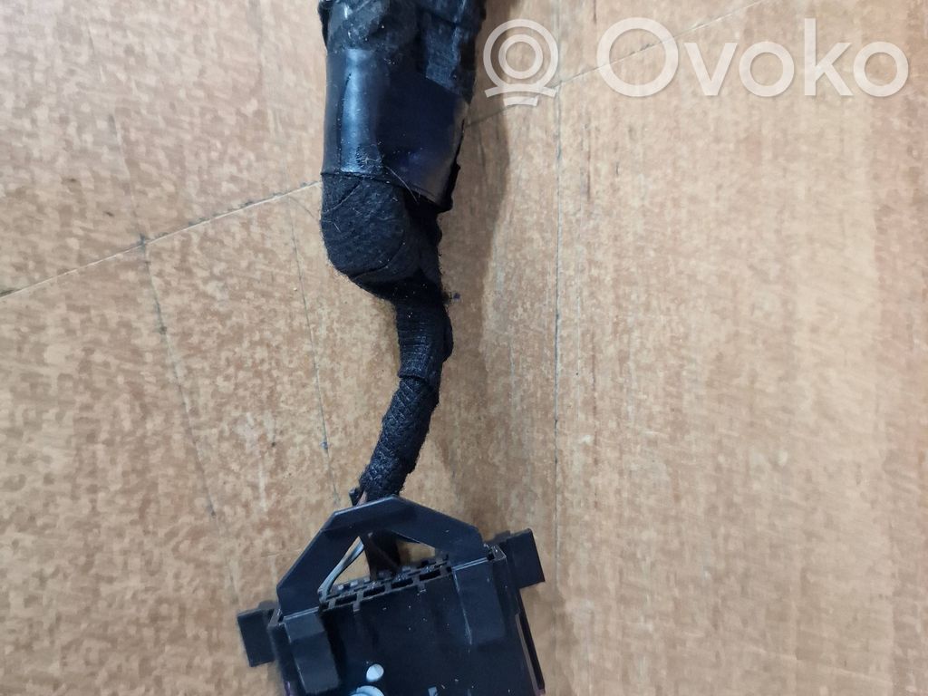 Otros cableados   8D0972695