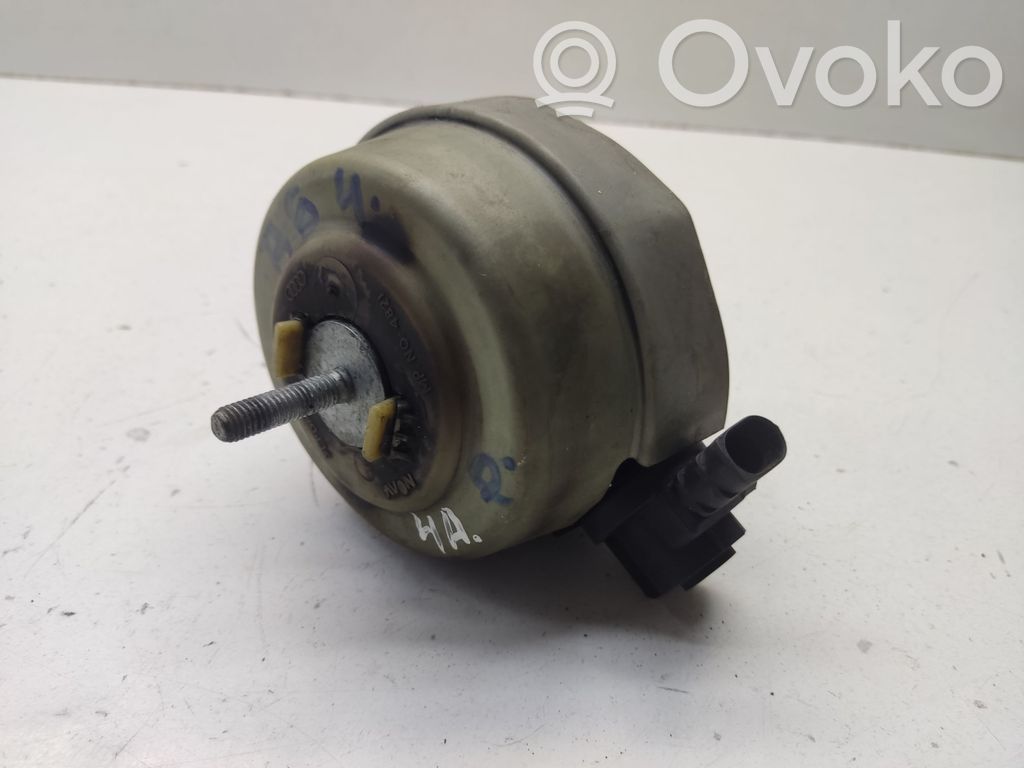 Engine mount bracket   4821