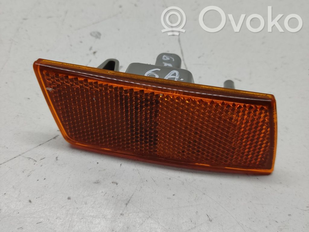 Chrysler 300 - 300C Front indicator light 
