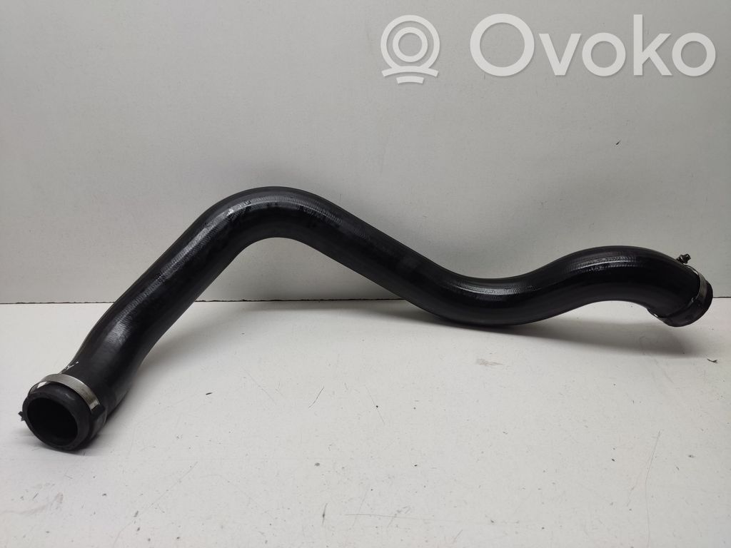 Renault Trafic II (X83) Furtun/conductă intercooler 