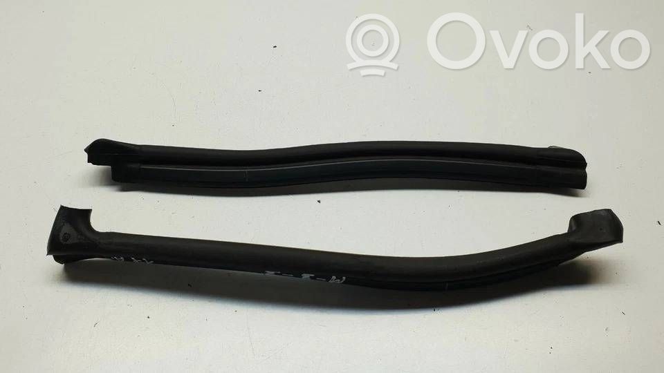 Engine compartment rubber   8215894,8345893