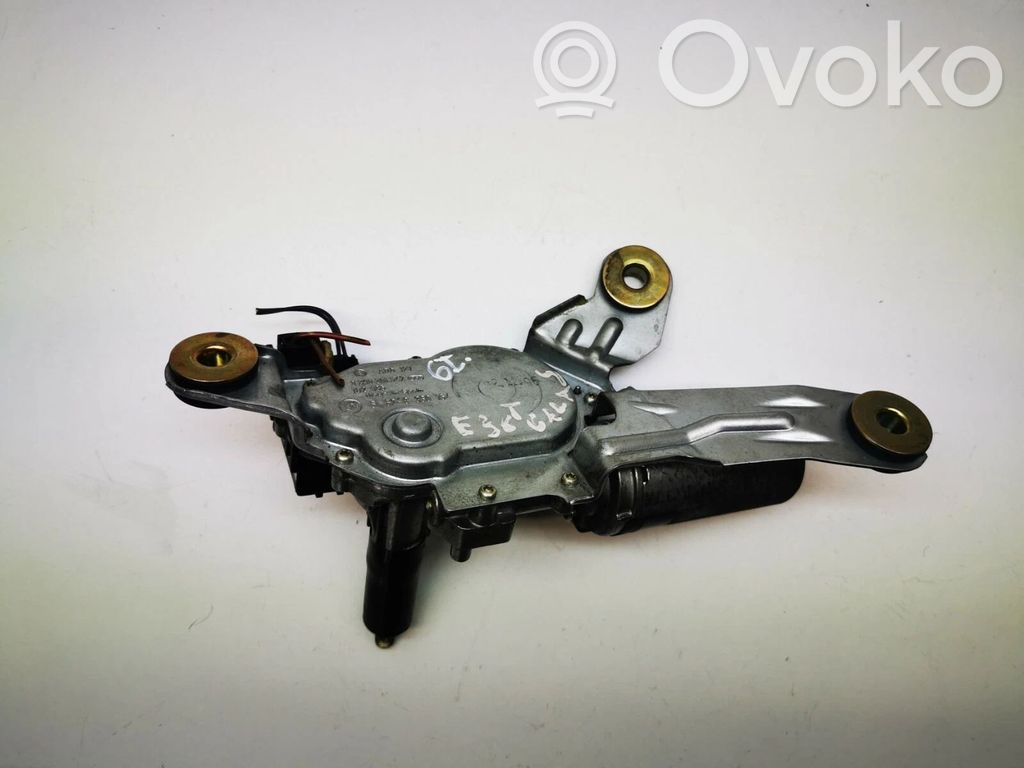 BMW 3 E36 Galinio stiklo valytuvo varikliukas 