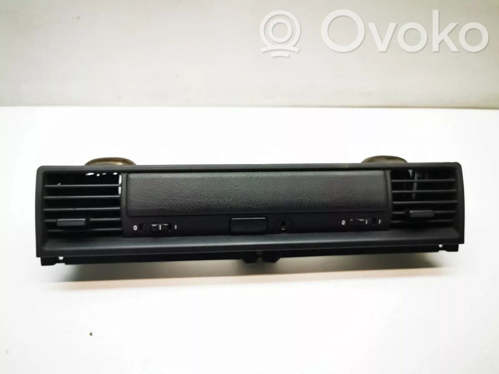 BMW 3 E36 Griglia di ventilazione centrale cruscotto 