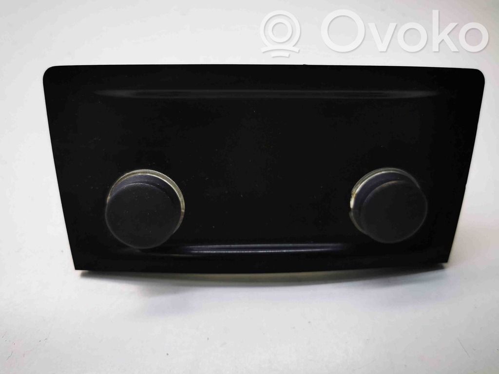 Cigarette lighter rear   6951149