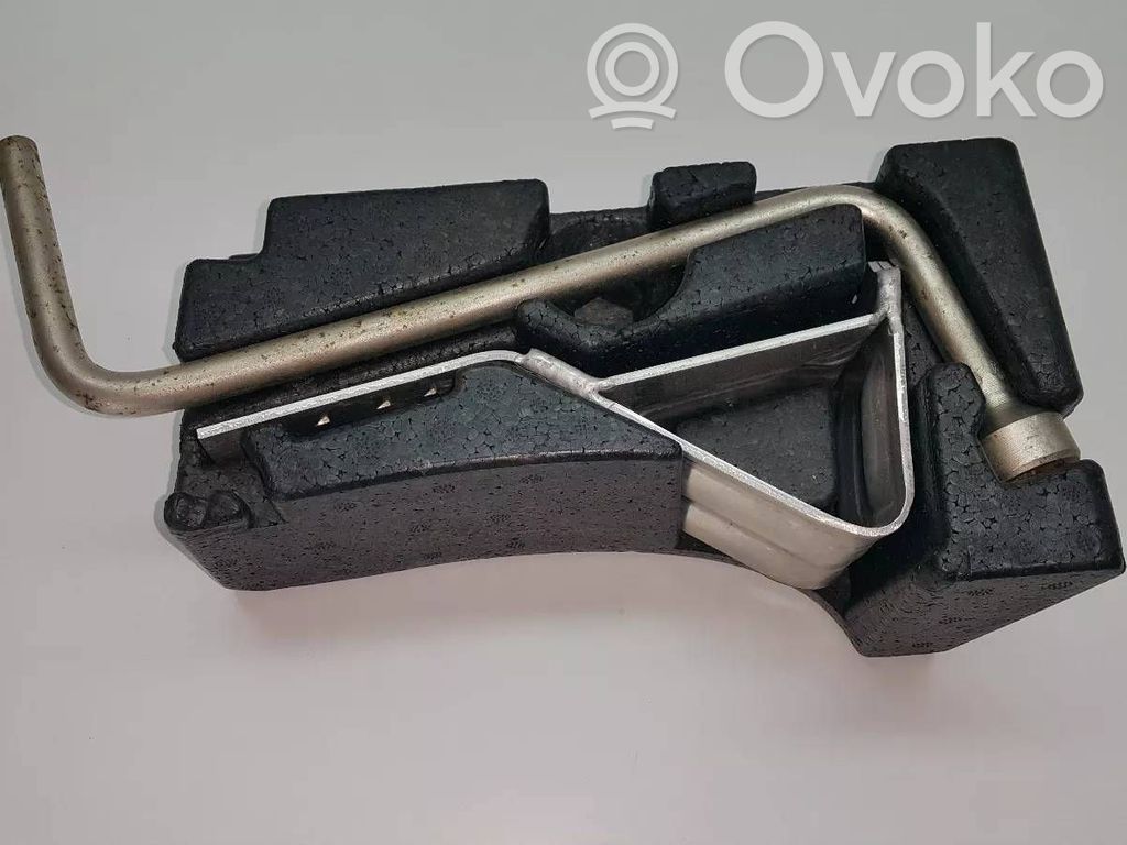 Tool set   8253383,54703011