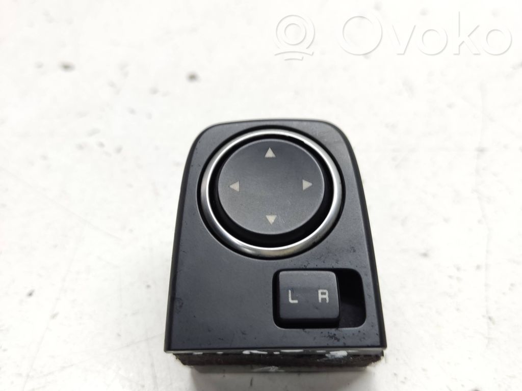KIA Ceed Wing mirror switch 