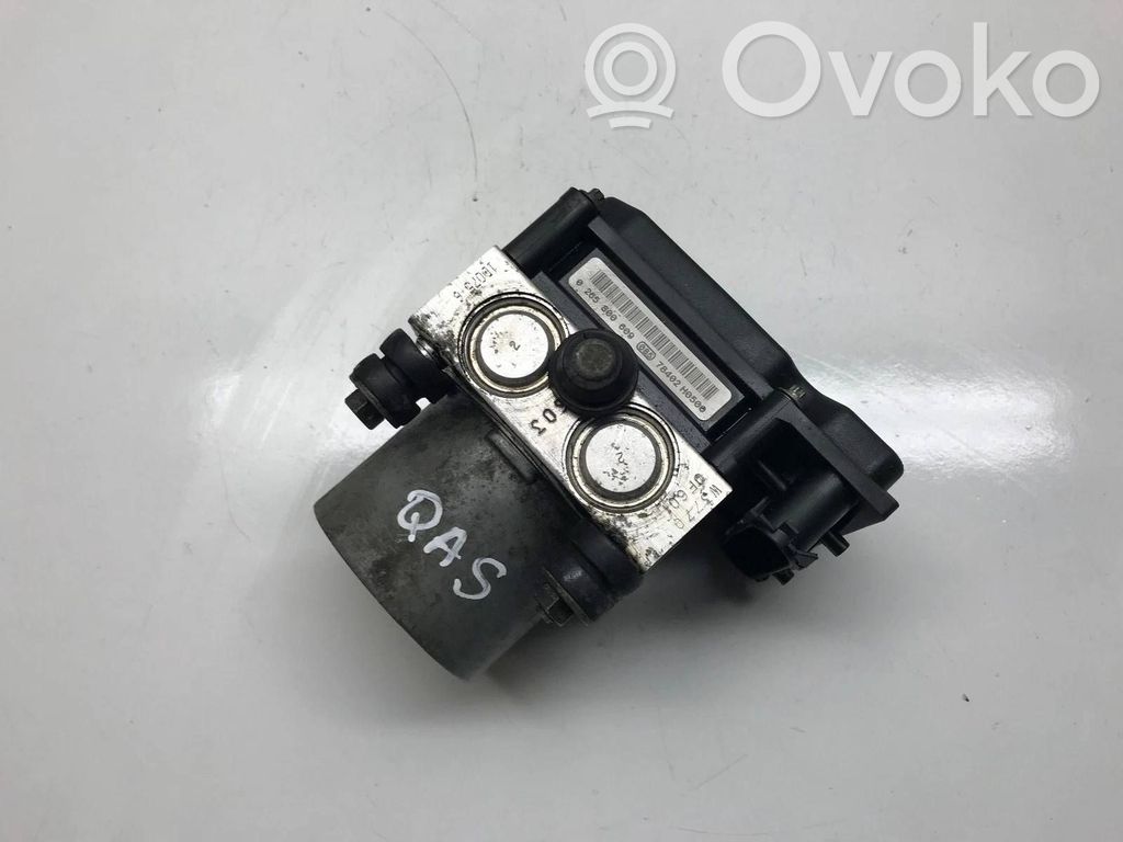 Nissan Qashqai ABS bloks 
