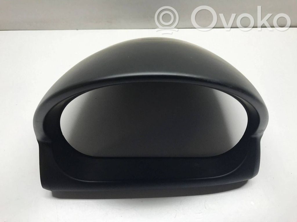 Mazda 2 Moldura del panel 