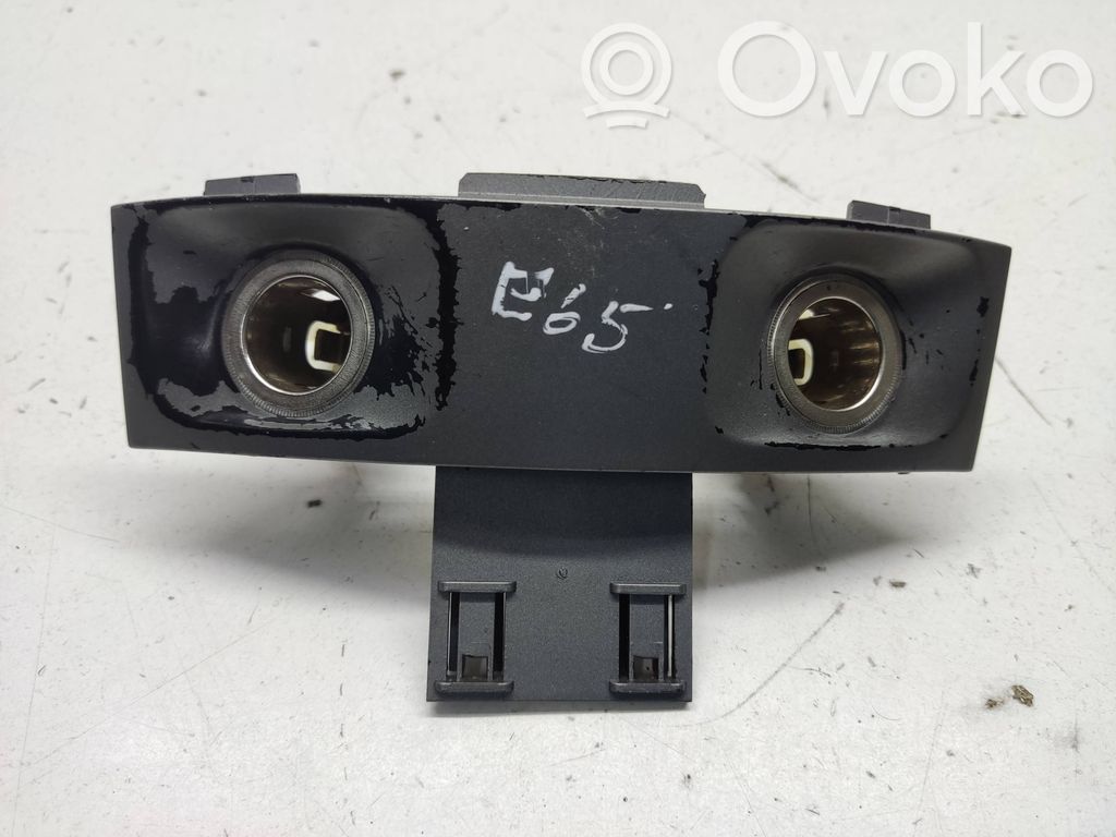 BMW 7 E65 E66 Cigarette lighter rear 