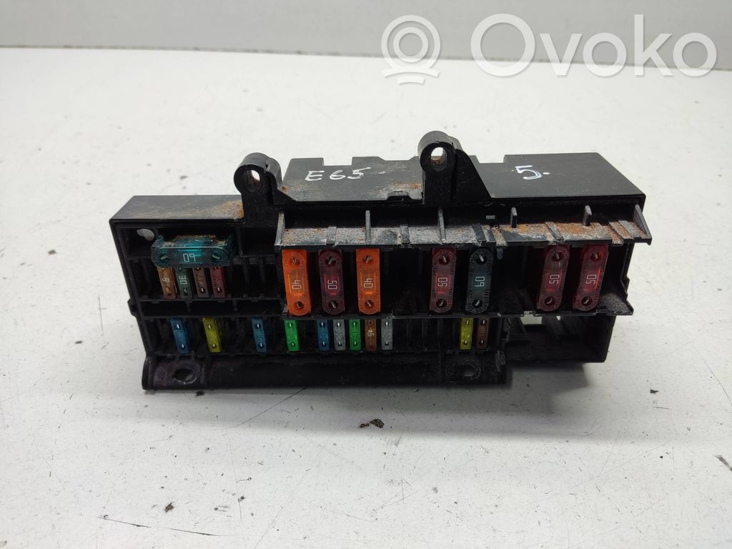 BMW 7 E65 E66 Fuse module 