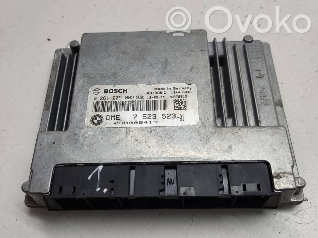 BMW 7 E65 E66 Engine control unit/module 