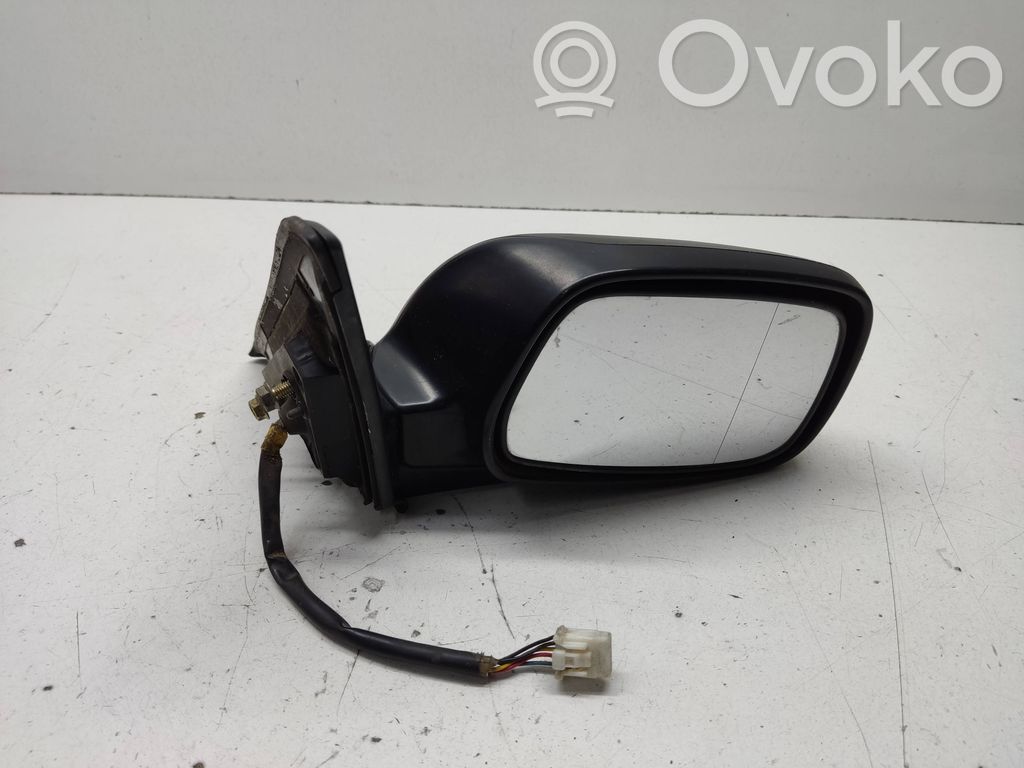 Toyota Avensis T220 Front door electric wing mirror 