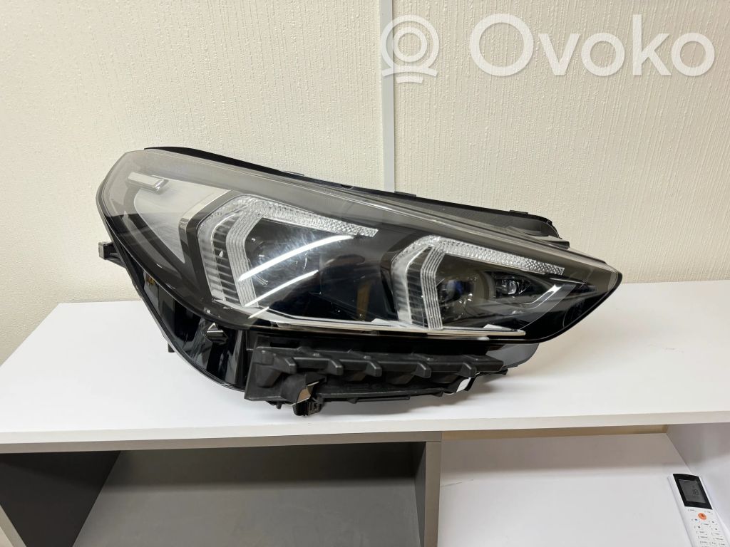 BMW X1 U11 Lampa przednia 