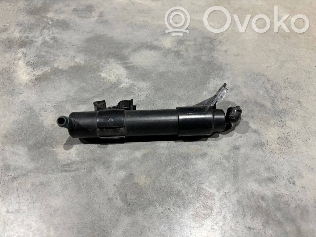 Volkswagen Golf V Dysza spryskiwacza lampy przedniej 